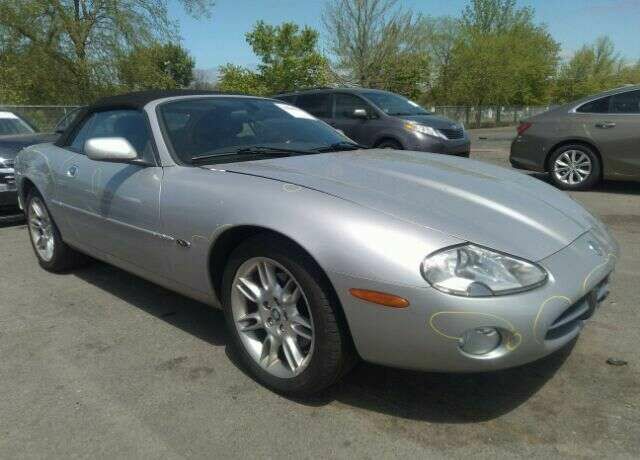 Jaguar XK8