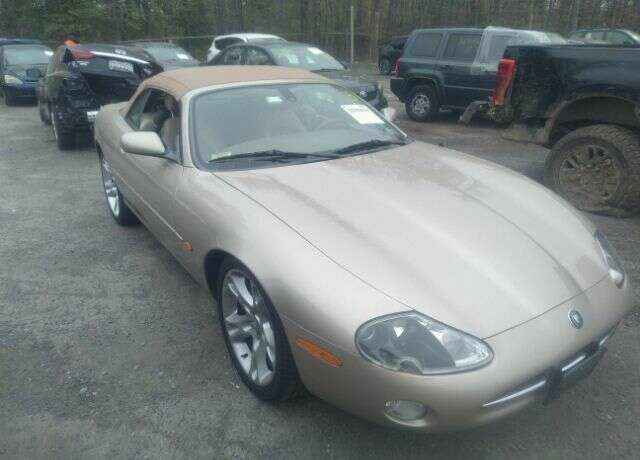 Jaguar XK8