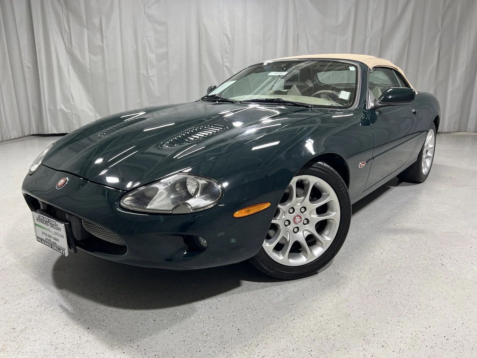 Jaguar XKR