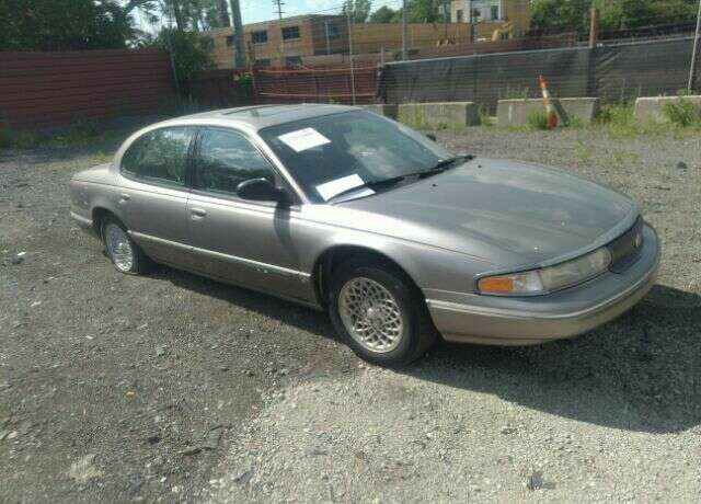 Chrysler LHS