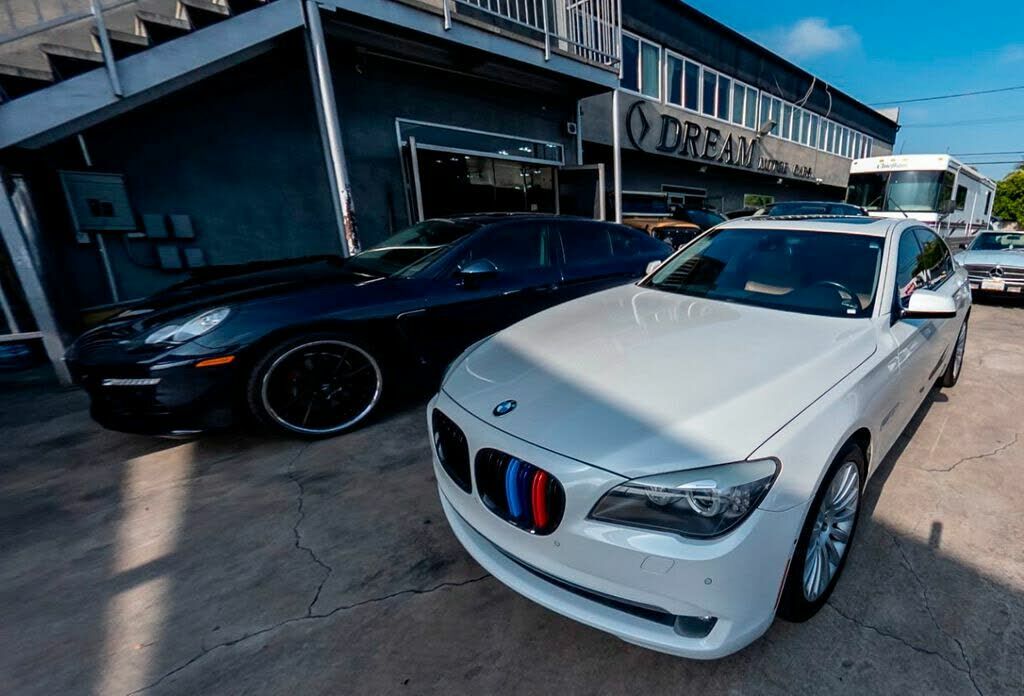 BMW 750i