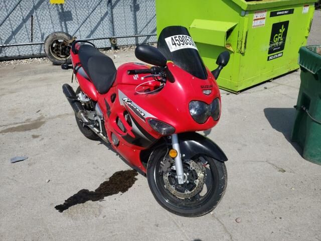 SUZUKI