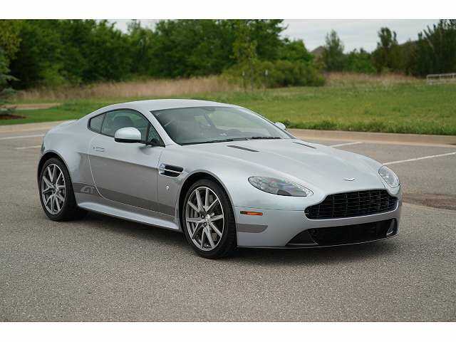Aston Martin V8 Vantage