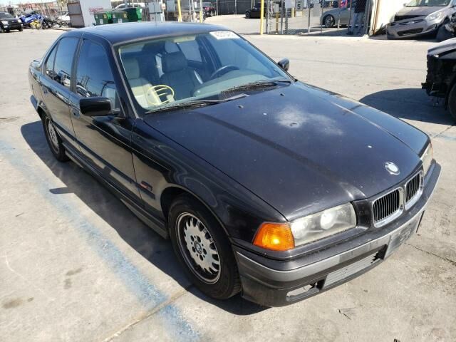 BMW 328i