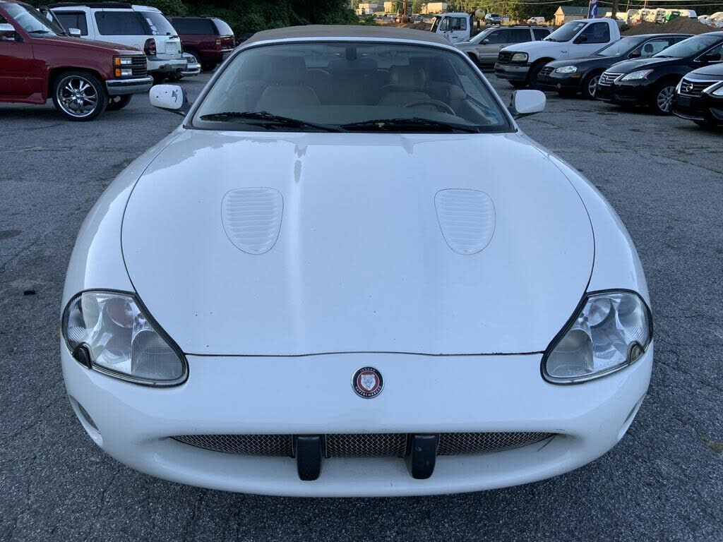 Jaguar XKR