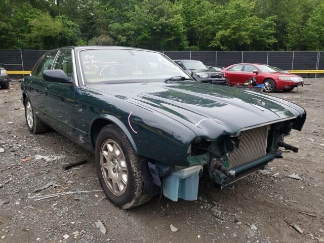 Jaguar XJ8