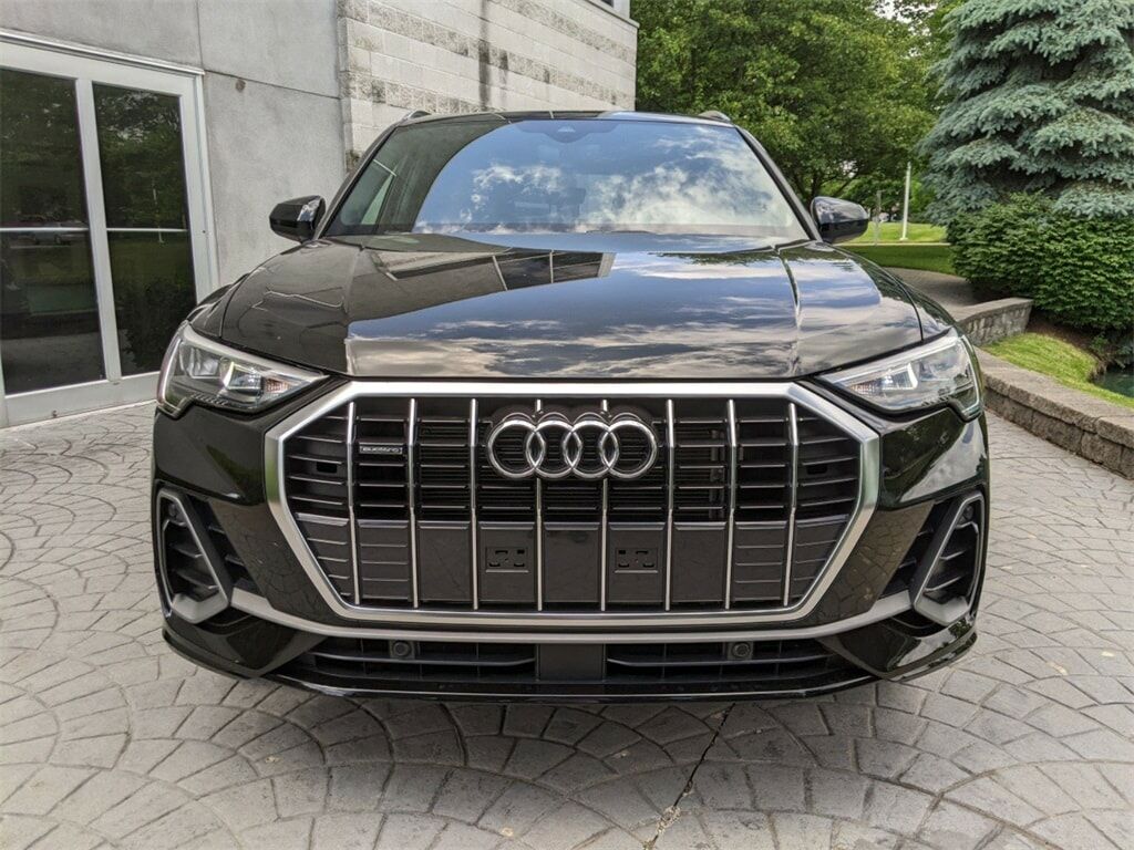 2022 Audi Q3