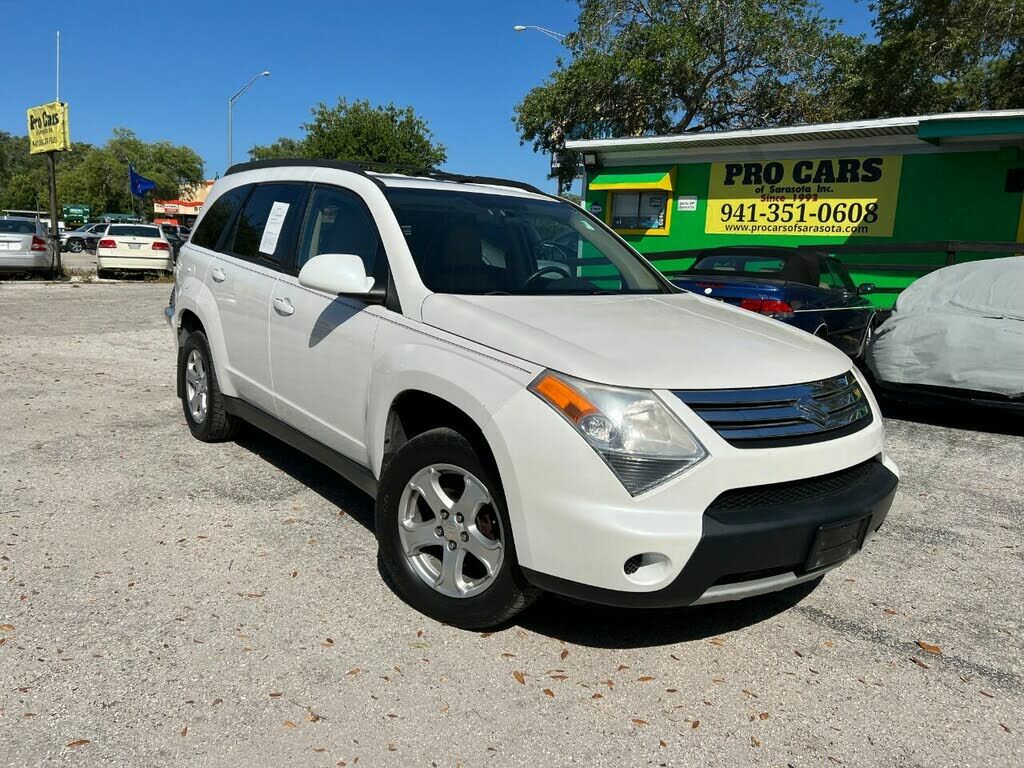 Suzuki XL7