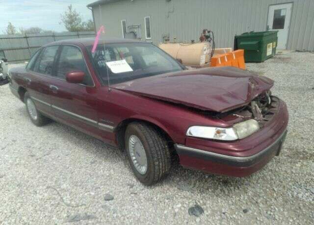Ford Crown Victoria