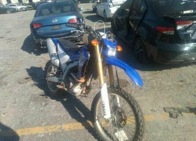 YAMAHA