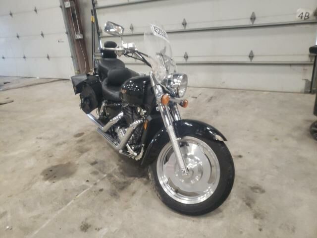 Honda VT1100C2 (SHADOW SABRE)