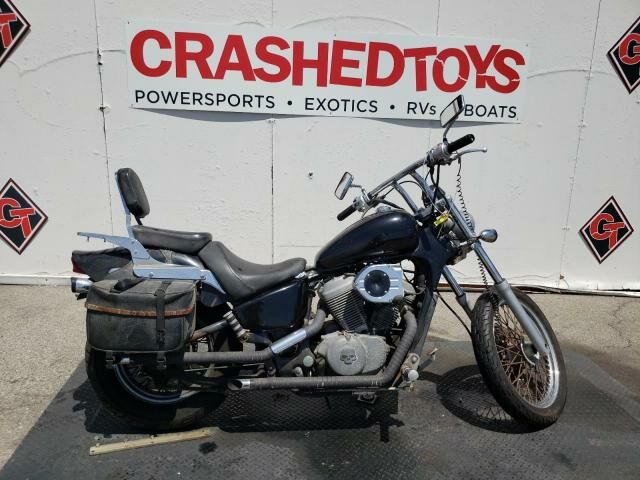 Honda VT600C (SHADOW VLX)