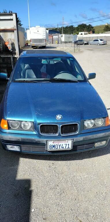 BMW 318ti