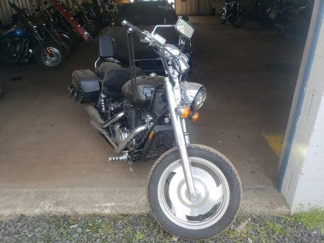 Honda VT1100C2 (SHADOW SABRE)