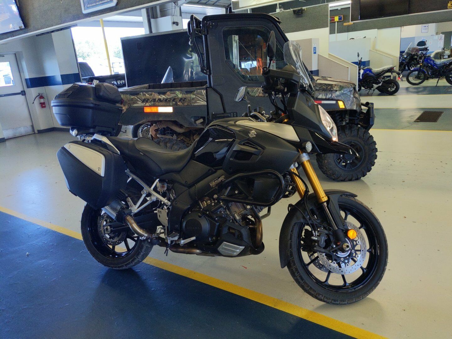 Suzuki DL1000AL/DL1000AAL