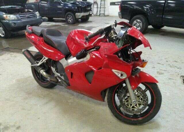 Honda VFR800Fi (INTERCEPTOR)