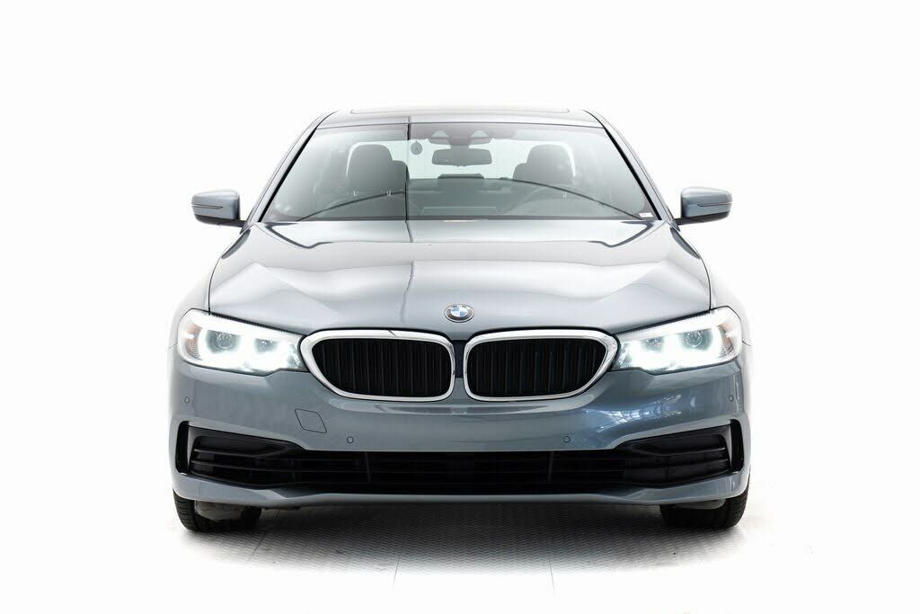 2020 BMW 530i