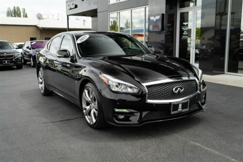 Infiniti Q70