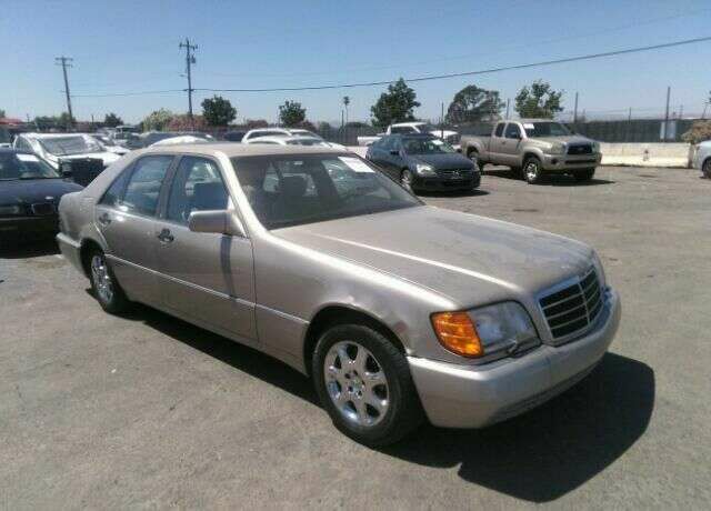 Mercedes-Benz 400