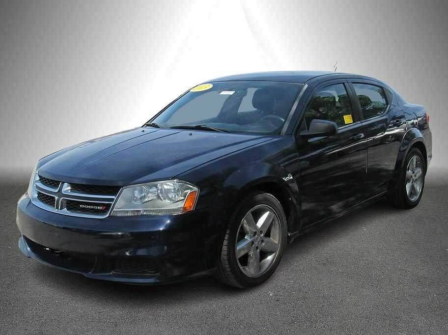 2013 DODGE Avenger