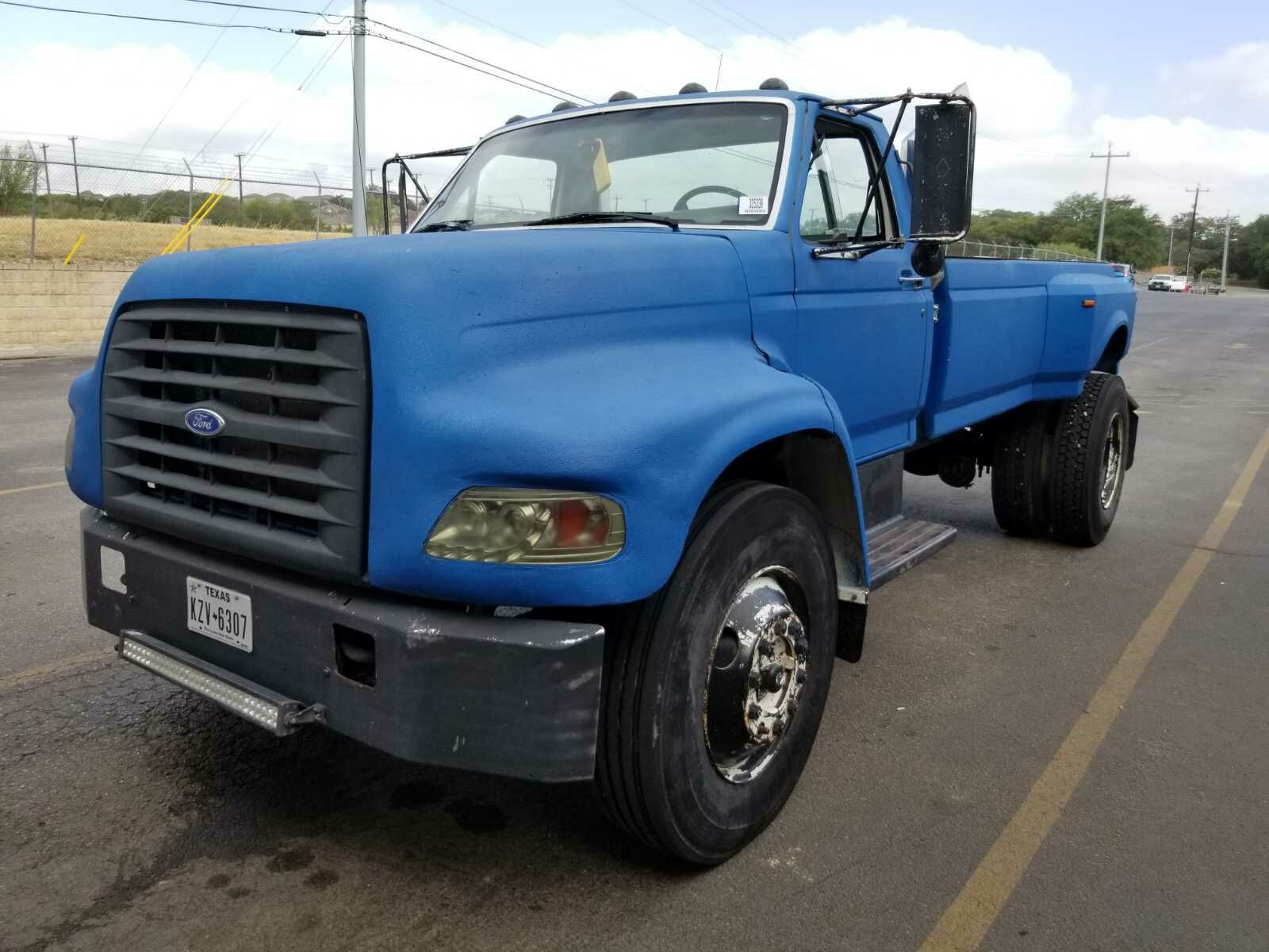 Ford F-800