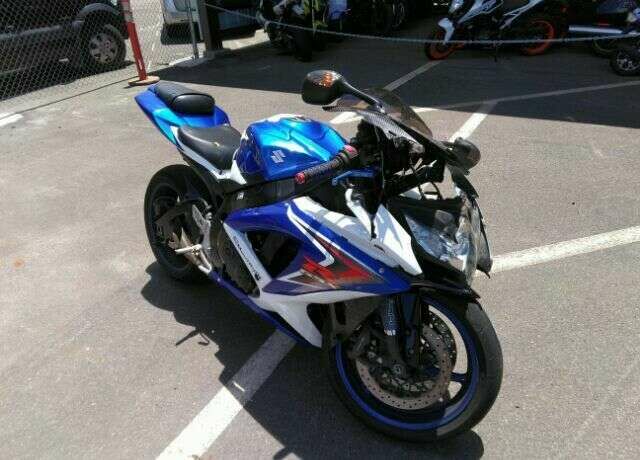 Suzuki GSX-R750