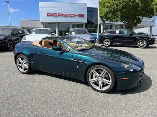 Aston Martin V8 Vantage