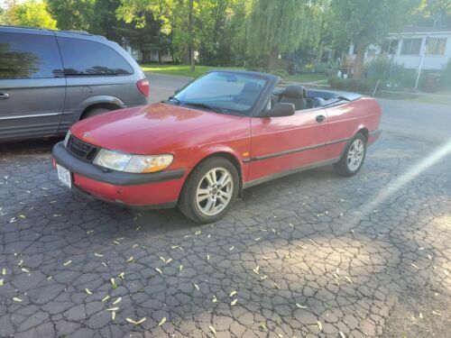 Saab 900