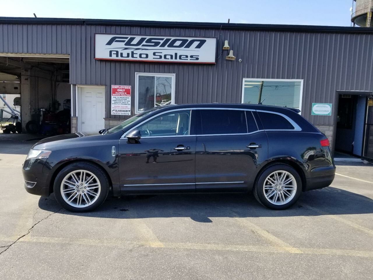 Lincoln MKT