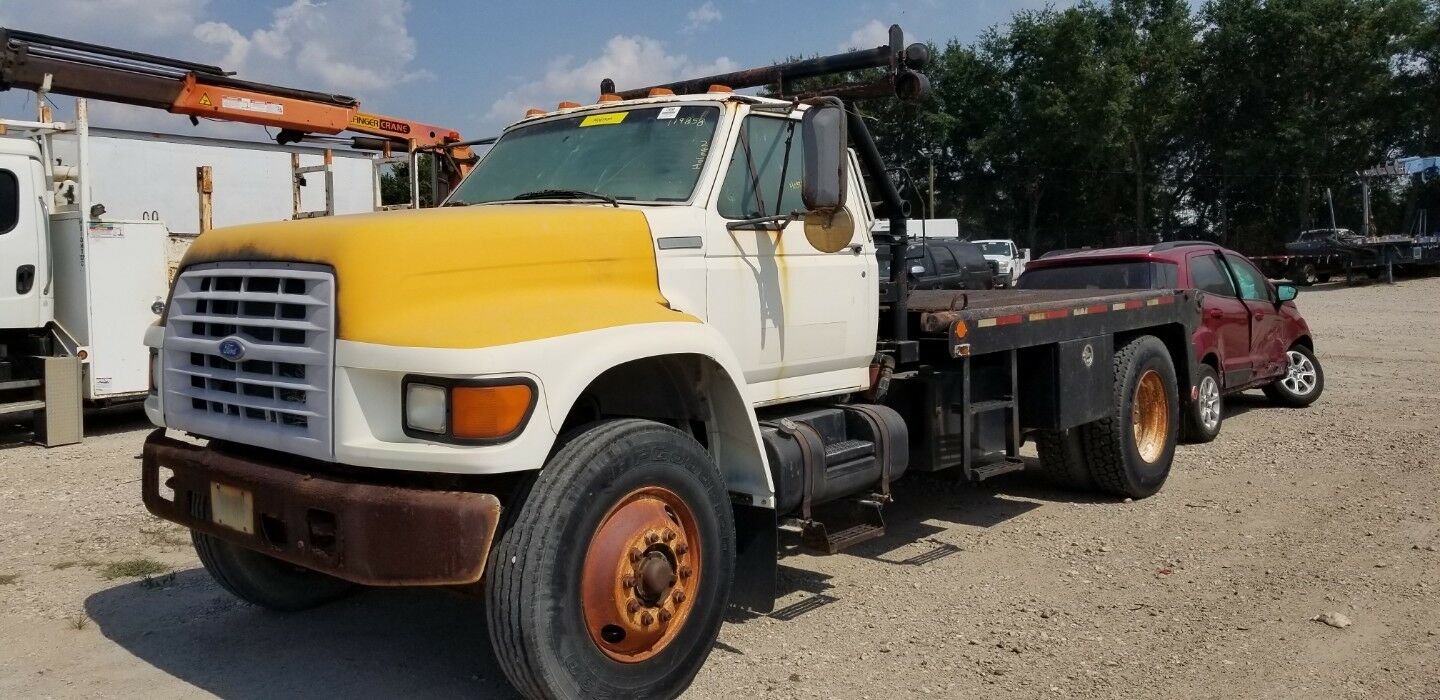 Ford F-800