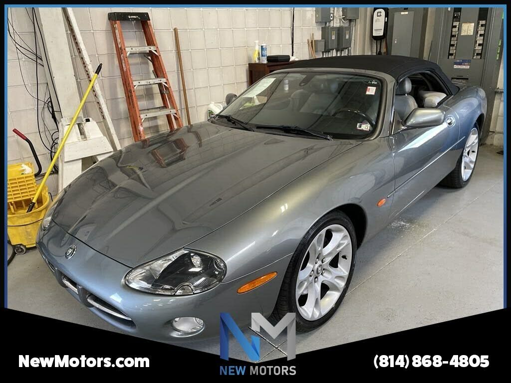 Jaguar XK8