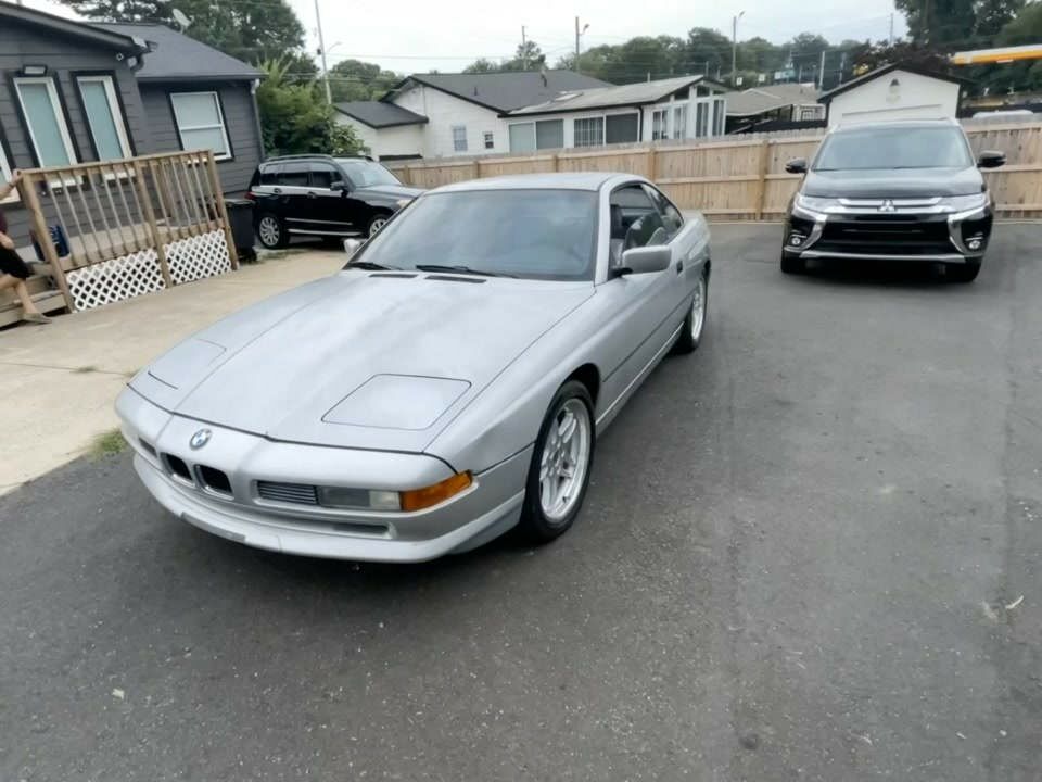BMW 850i