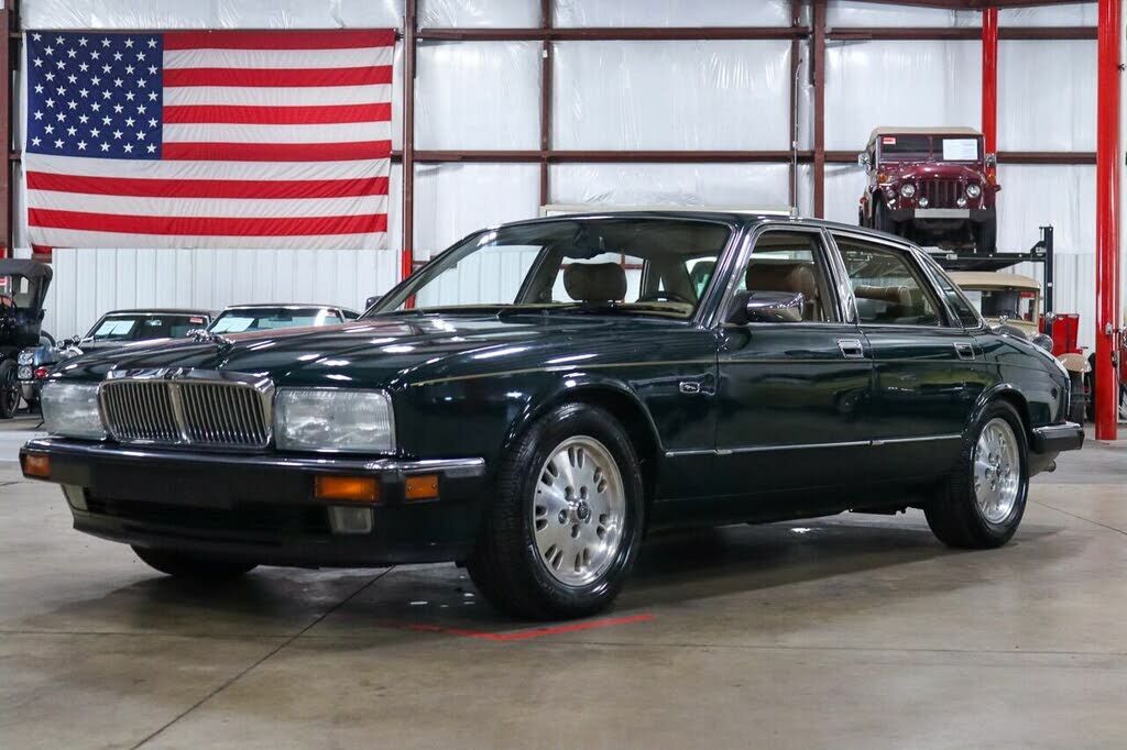 Jaguar XJ6