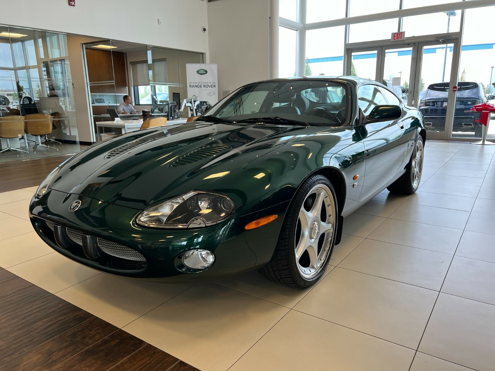 Jaguar XKR