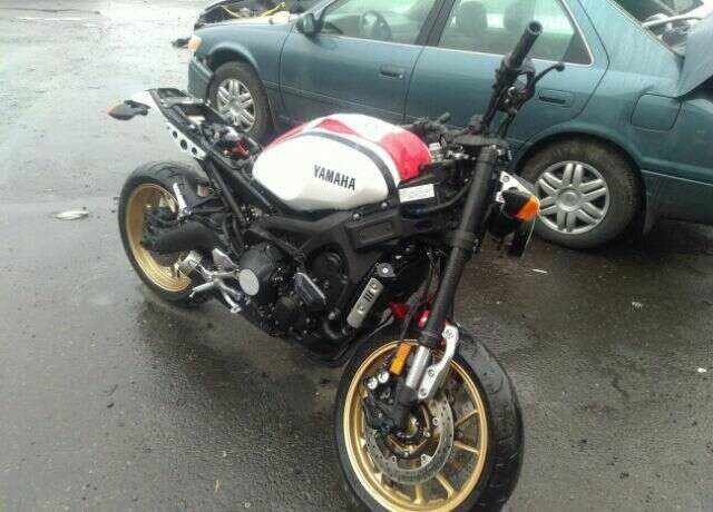 YAMAHA