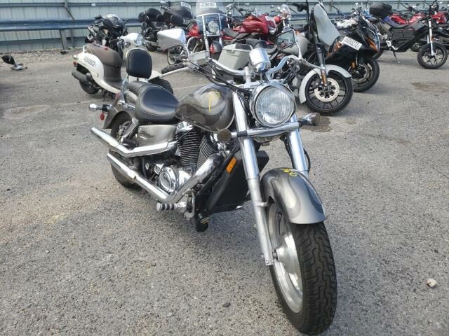 Honda VT1100C2 (SHADOW SABRE)