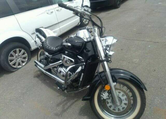 Suzuki VL800K