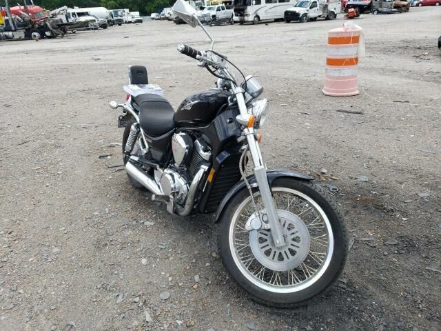 Suzuki VS800