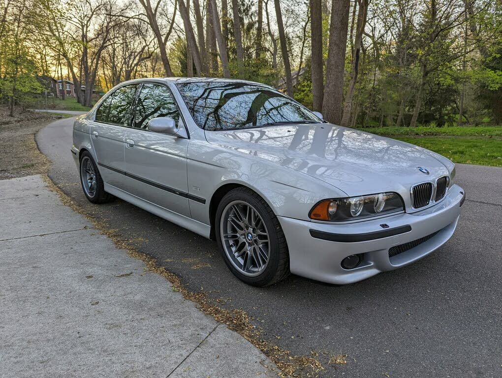 BMW M5