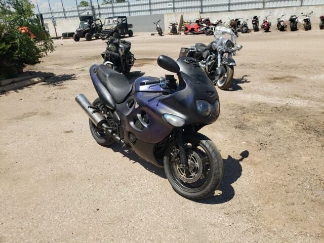 Suzuki GSX600F