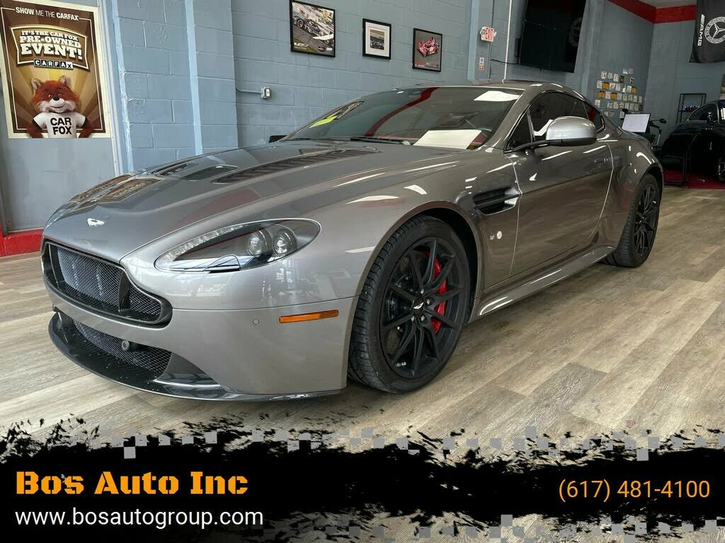 Aston Martin V12 Vantage