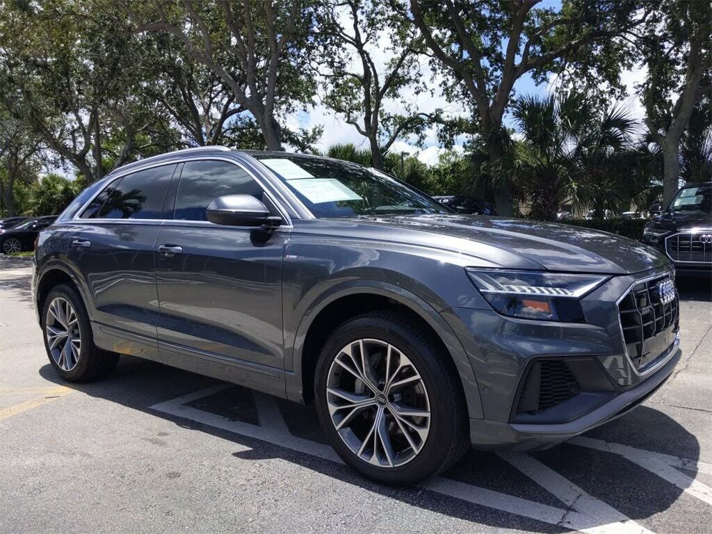 2021 Audi Q8