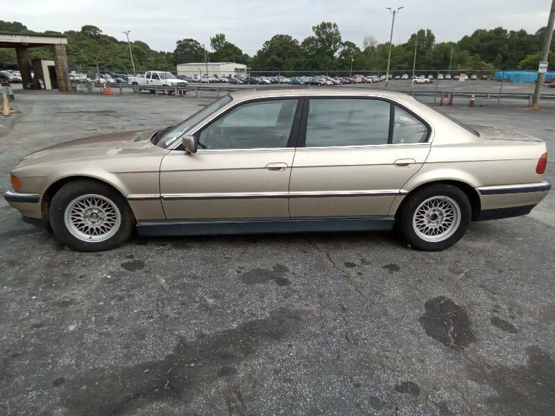 BMW 740Li