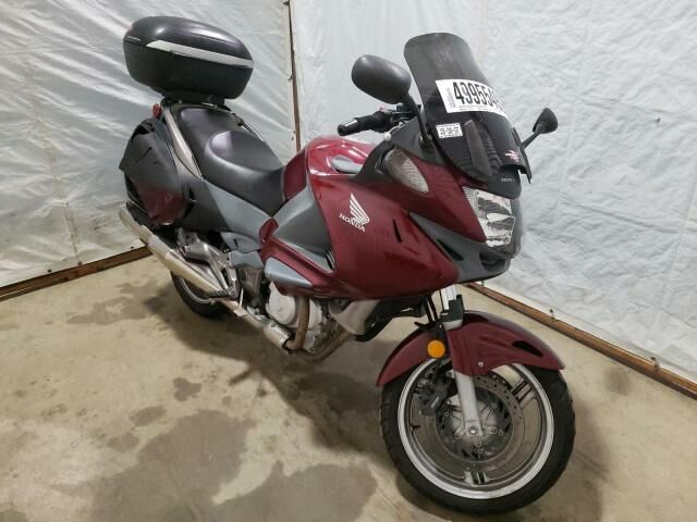 Honda NT700VA/NT700V