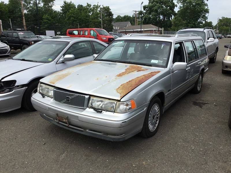 Volvo V90