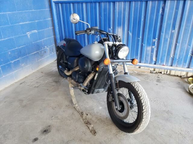 Honda VT750 (Shadow Phantom)