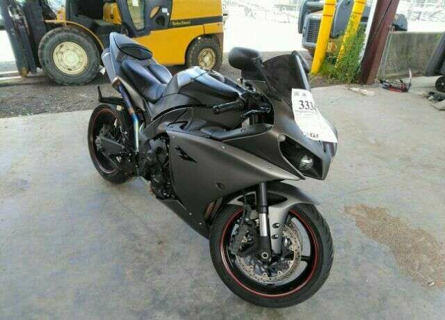 YAMAHA