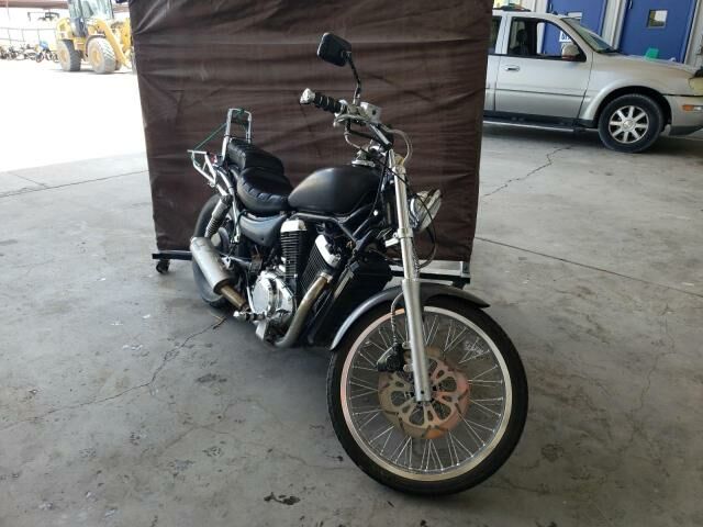 Suzuki VS800