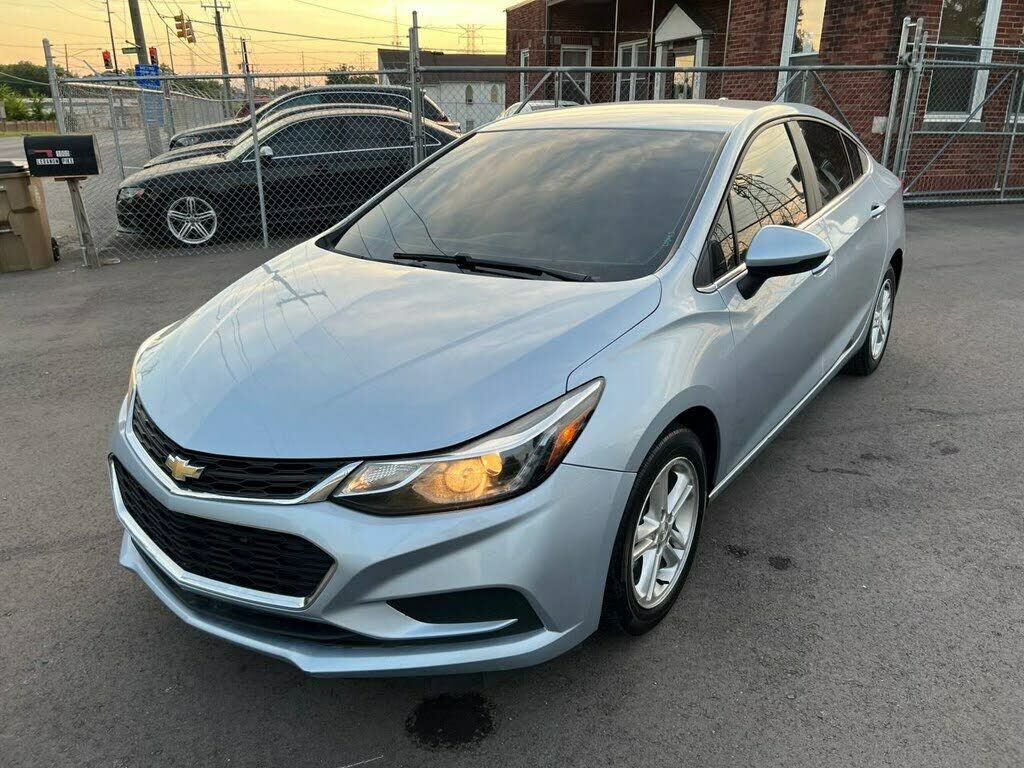 2017 CHEVROLET Cruze