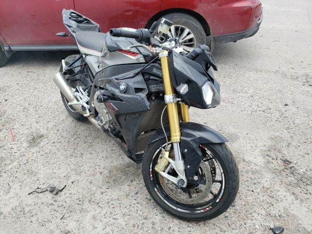 BMW S 1000 R